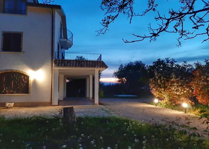 Da Nella Dimora Di Campagna - Maison A Porter Ferienhaus *