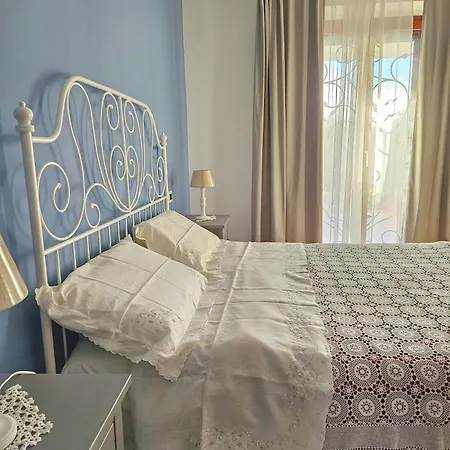 Da Nella Dimora Di Campagna